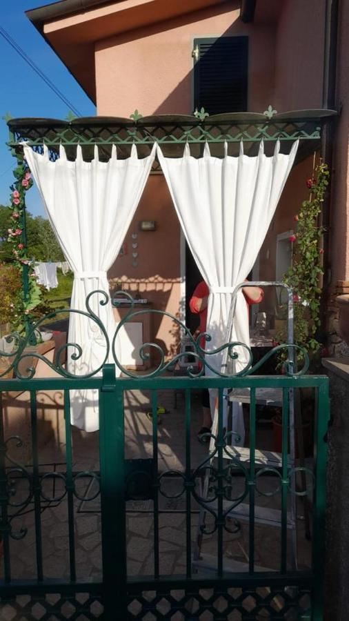 La Marinella Hotel Tonfano Bagian luar foto